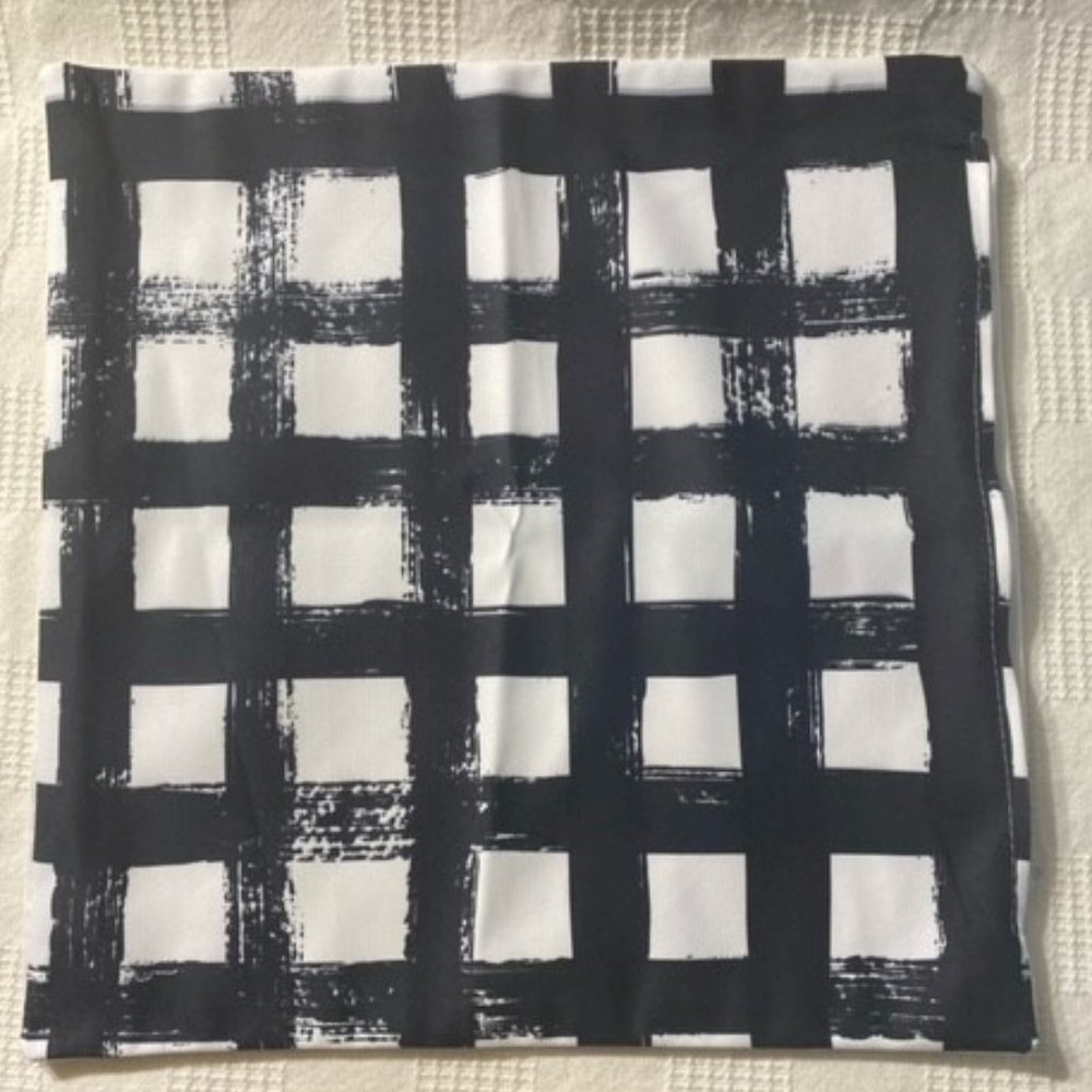 4 PK Assorted Throw Pillow Covers Black/White